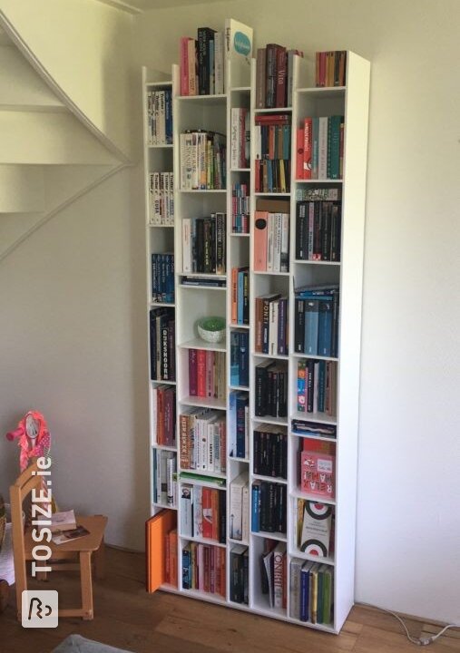 Imre&#39;s homemade bookcase