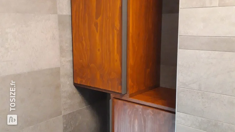 Storage cabinet from Underlayment Fins spruce for the bathroom