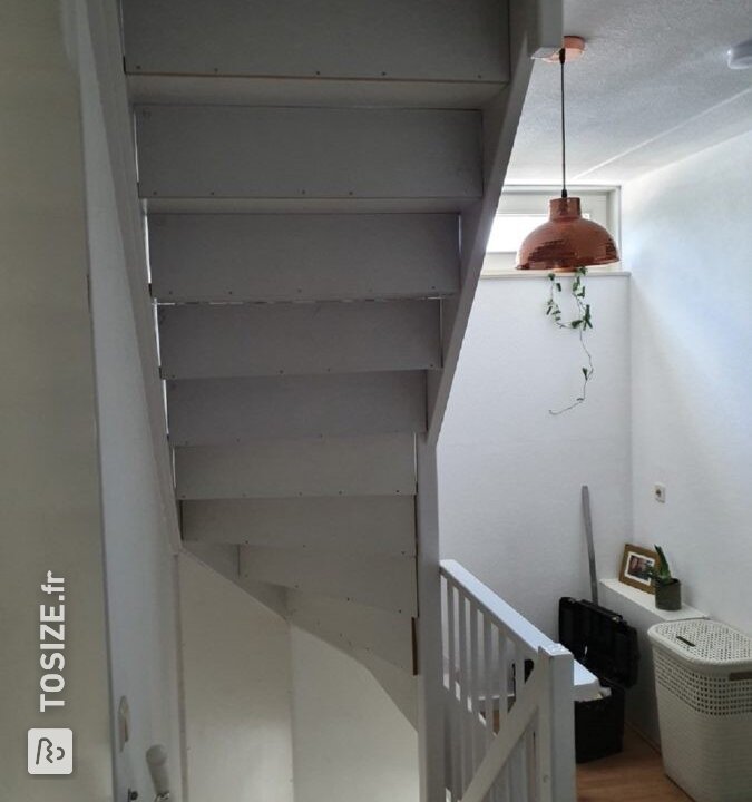 Rénovation escalier avec MDF Lakdraag, par Stijn