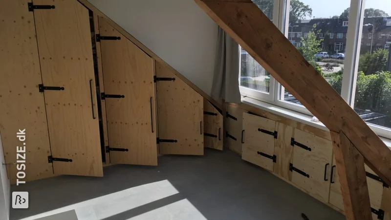 Attic cupboard from Underlayment Fins Vuren, by Biem