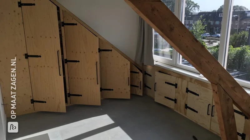 Attic cupboard from Underlayment Fins Vuren, by Biem