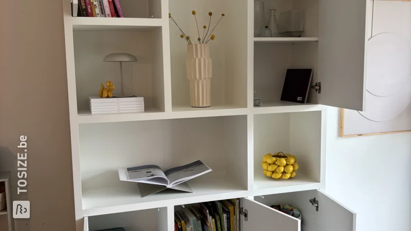 Armoire minimaliste blanche sur mesure, par Marit