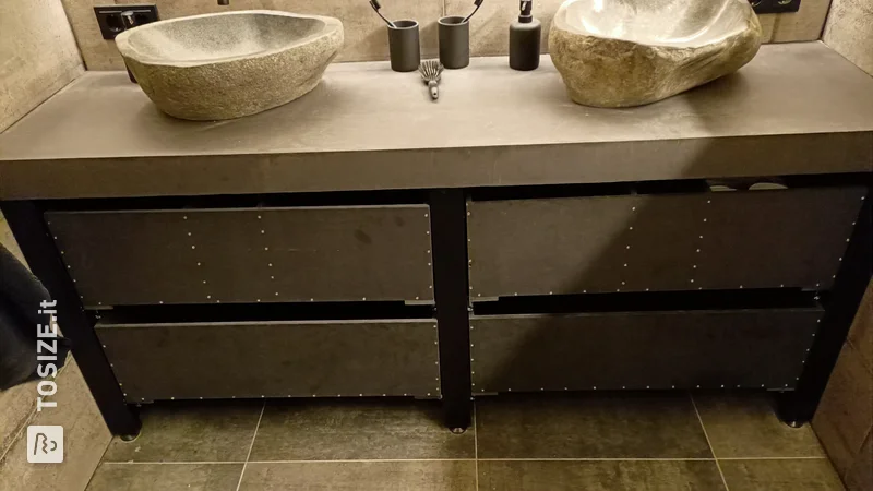 Mobili da bagno chic in MDF: un progetto elegante, di Daniel