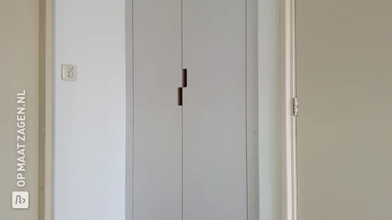 Neat built-in wardrobe on the landing, by Joke