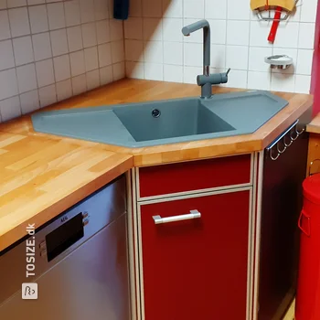 Creative kitchen countertops and table renovation, by Jörg