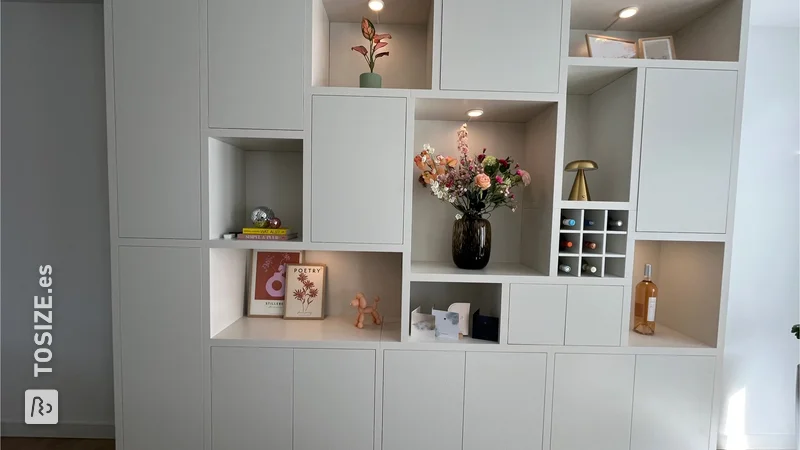 Mueble de salón con focos, de Wouter