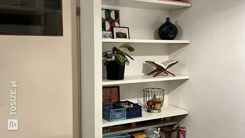 Stylish white bookcase made of MDF 25 mm, by Hann