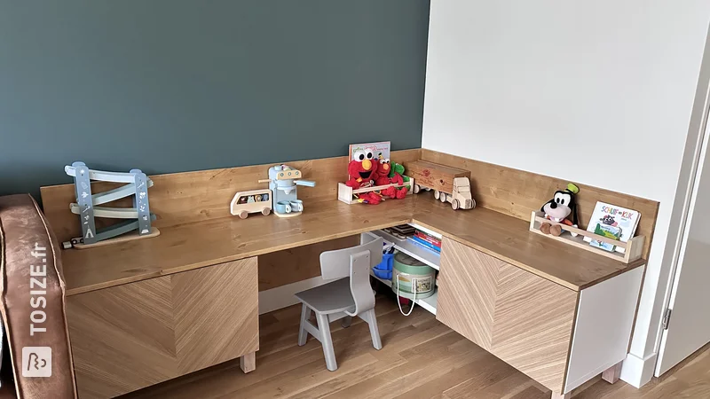 Perfect storage solution with integrated desk, by Melany