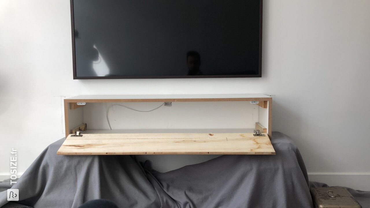 Meubles TV personnalisés petits et pratiques, par Daan