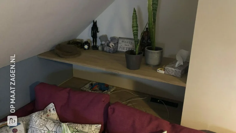 Pimping existing IKEA cupboard + shelf between 2 walls, by Mario