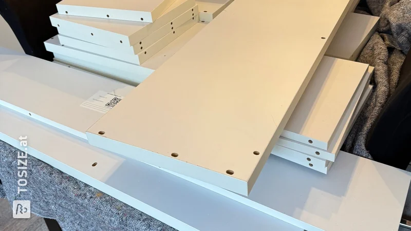 Stilvoller TV-Schrank und Raumteiler aus MDF, von Marion