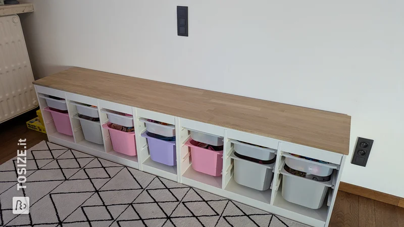 Ikea Hack: mobili per sala giochi Trofast in rovere con contenitore, di Frederik