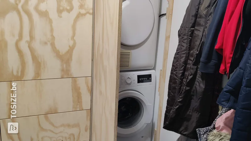 Transformation d'une buanderie avec un mur de placard sous-couche pratique, par Ben