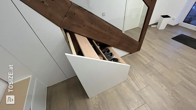 Staircase cupboard with drawers, door Philipp