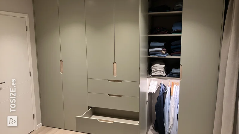 IKEA hack: Floor-to-ceiling wardrobe with Pax base and MDF doors, by Rene