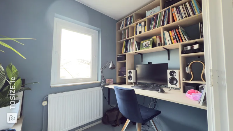 Desk with bookcase made of plywood, by Pieter