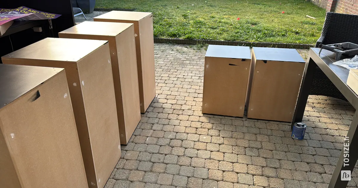 Colonnes élégantes en MDF pour une utilisation en intérieur | TOSIZE.fr