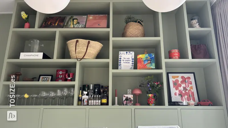 Mueble asimétrico para salón, de Emma