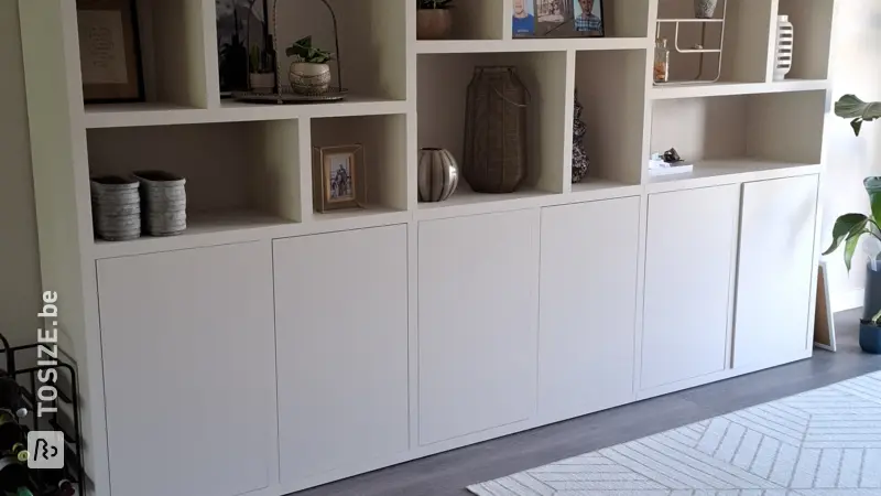 Beautiful custom made bookcase, by Pauline