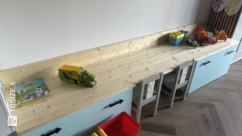 DIY IKEA Smastad Children's Desk and Play Area, by Sytske