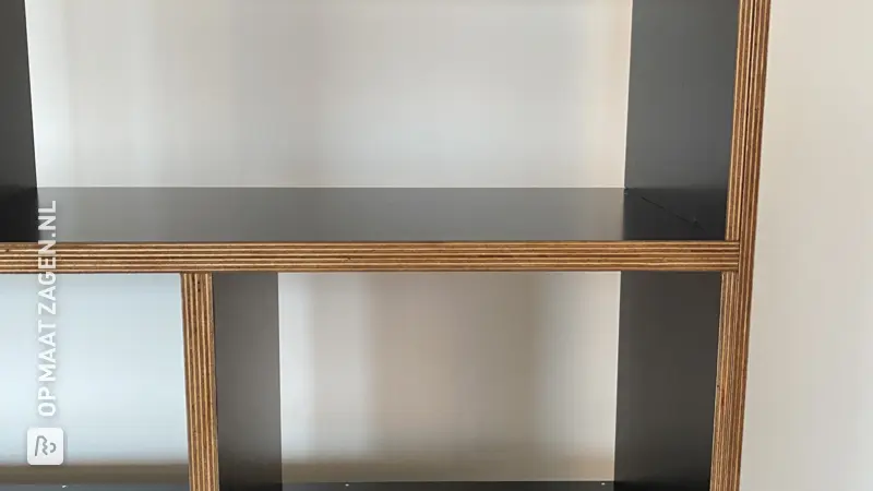 Concrete Plywood Bookcase: Unique and Functional, by Mirthe