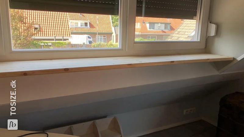 Custom window sills from Timmerpanel Pine