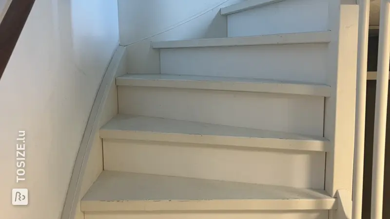 Fermeture d'un escalier ouvert avec contremarches, par Brian