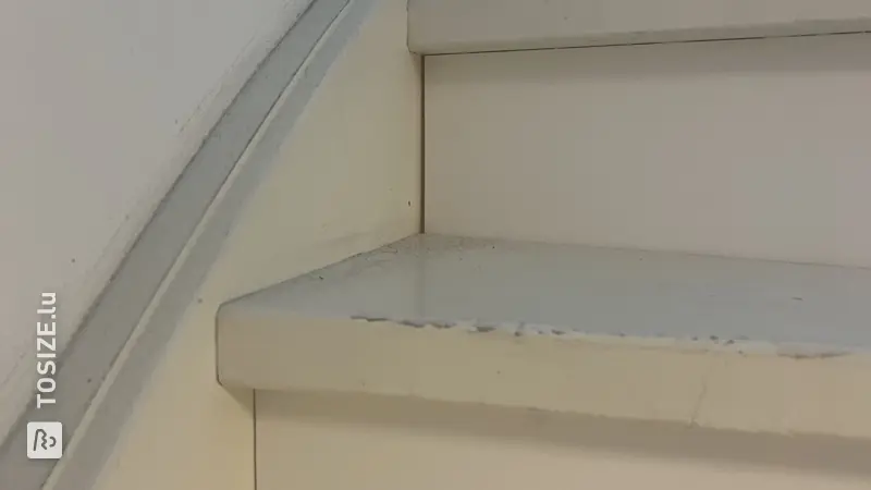 Fermeture d'un escalier ouvert avec contremarches, par Brian