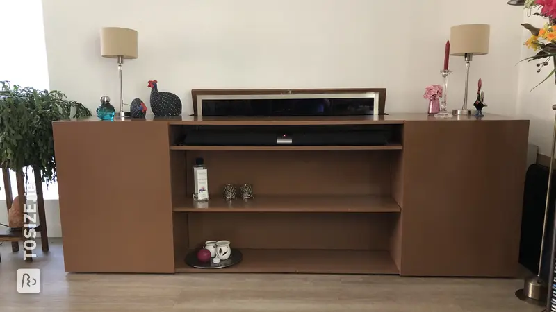 Stylish TV cabinet made of MDF 18 mm, by Cor