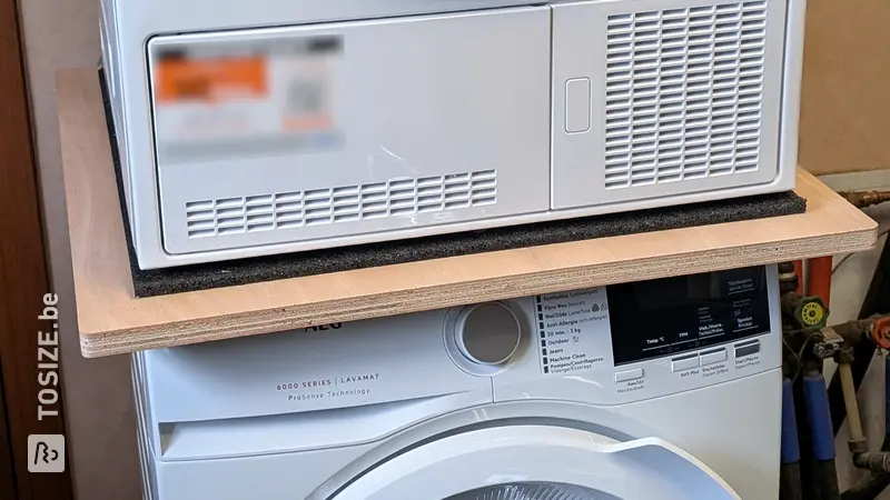 Plaque intermédiaire pour lave-linge et sèche-linge, par Robby