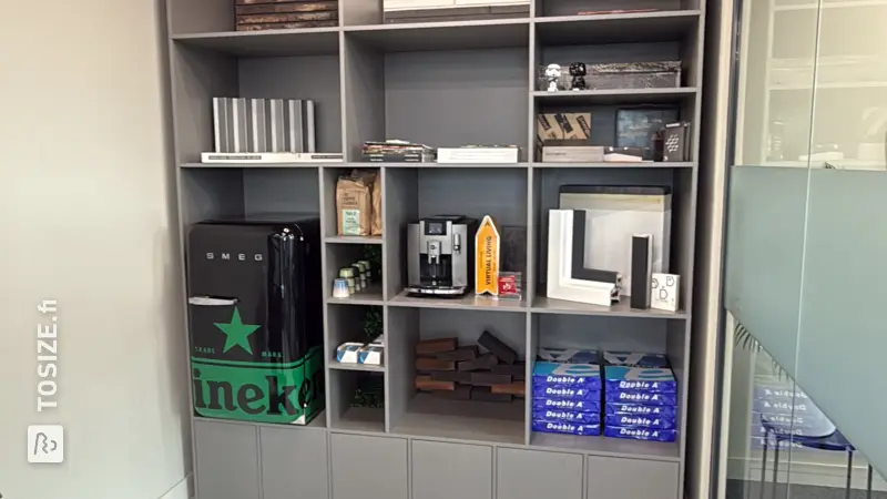 Custom-made office cabinet full of samples, by Stijn