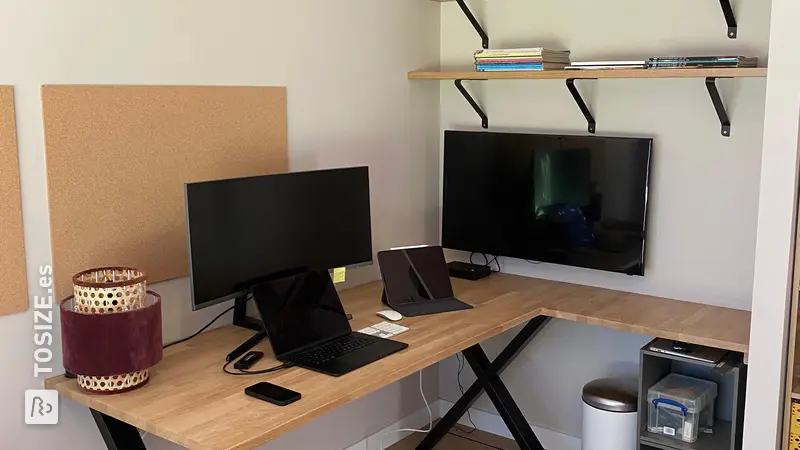 Stylish Corner Desk with Bookshelves, by Erik