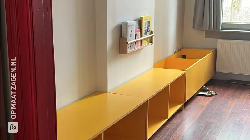 Stylish Sofa with Storage Space, by Laurens