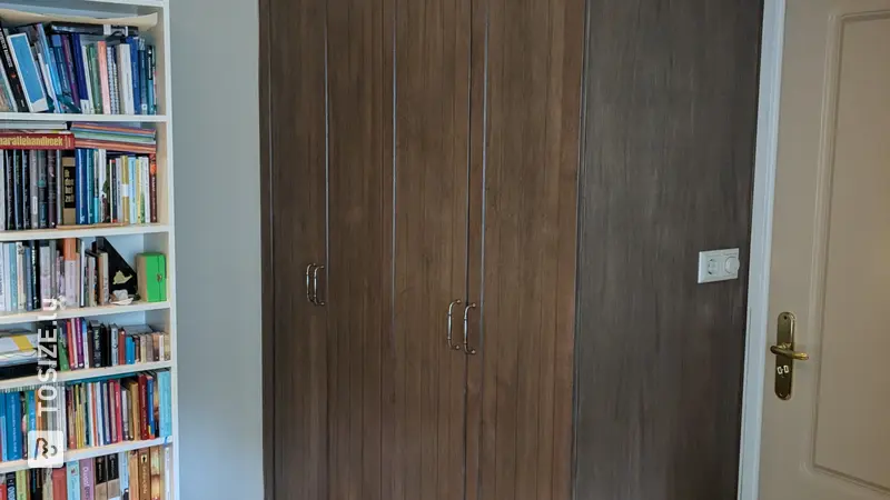 Geräumiger Einbauschrank fürs Homeoffice, von Adrie-Piet