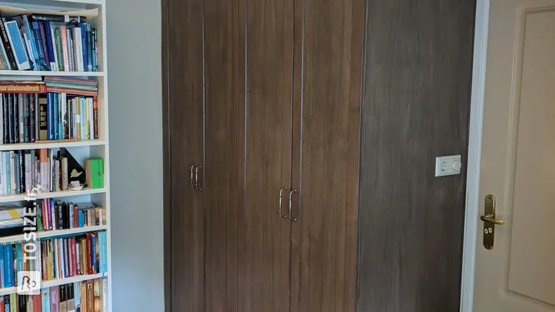 Spacious built-in wardrobe for the home office, by Adrie-Piet