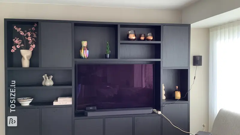Stylish Cinema Wall for the Living Room, by Willem