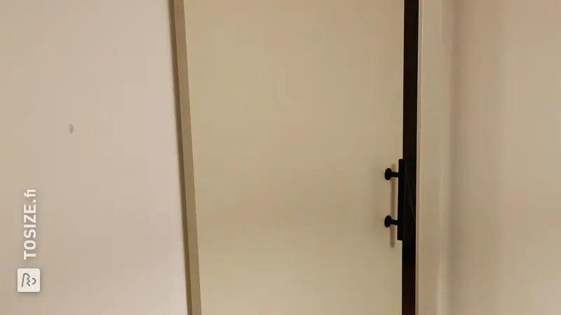 Stylish Sliding Door for the Bedroom, by Shifan