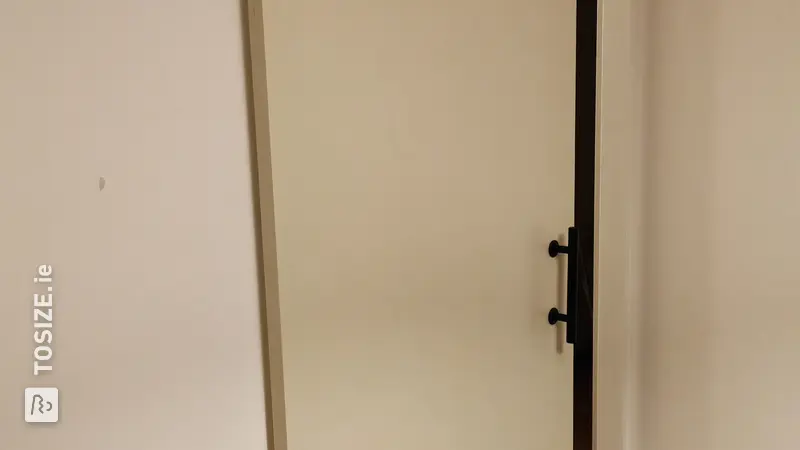 Stylish Sliding Door for the Bedroom, by Shifan