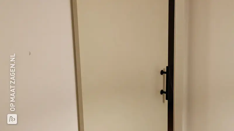 Stijlvolle Schuifdeur voor de Slaapkamer, door Shifan