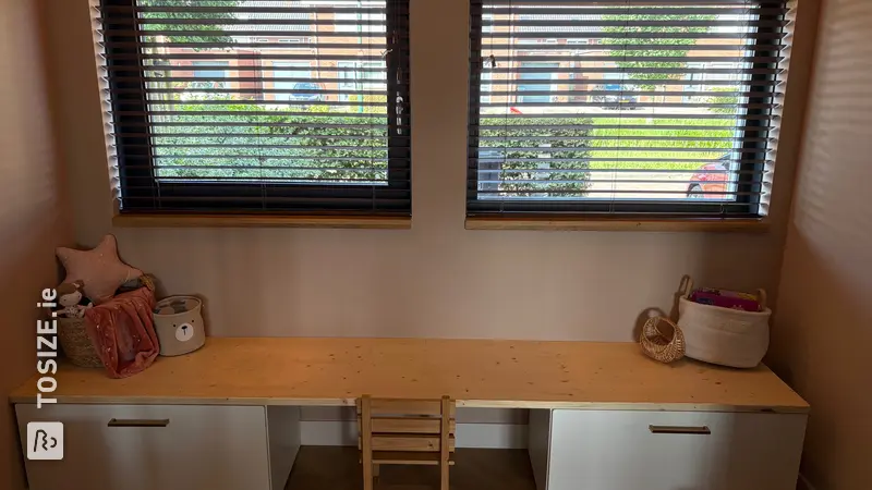 Create an Inspiring Play Corner with a Pinewood Children's Desk, by Arjan