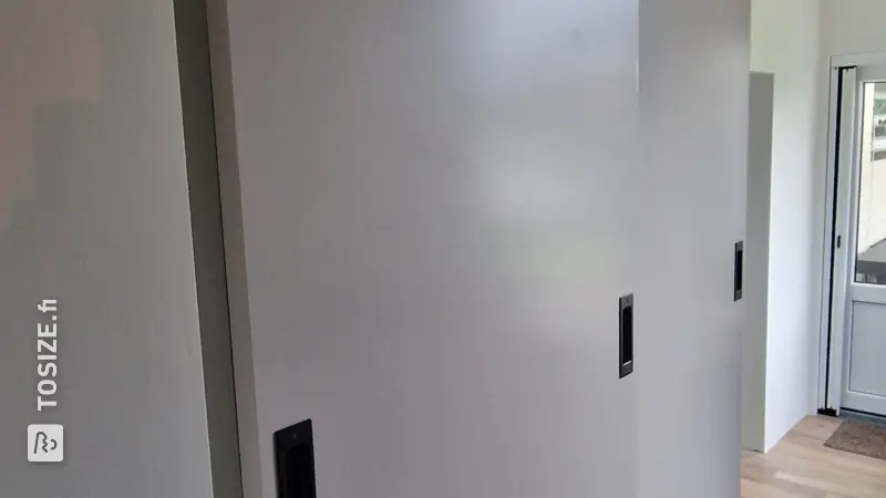 Custom-made kitchen pantry by Ralph Geraeds