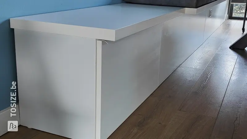 Stijlvolle eettafelbank met opbergruimte, door Mike