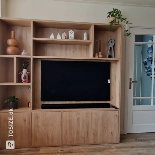 Natural sideboard with open compartments and doors