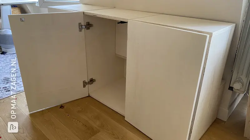 Een ingenieuze opbergkruk voor de woonkamer, van Carmel