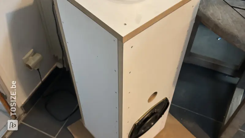 DIY Speaker Cabinet, by Alexandre
