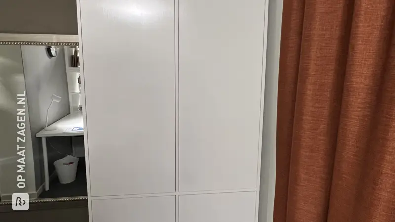 Op maat gemaakte kledingkast voor de slaapkamer, door Albert
