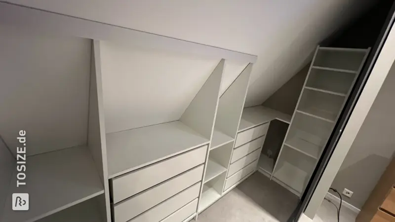 Maßgeschneiderter begehbarer Kleiderschrank in Veenendaal, von Pieter