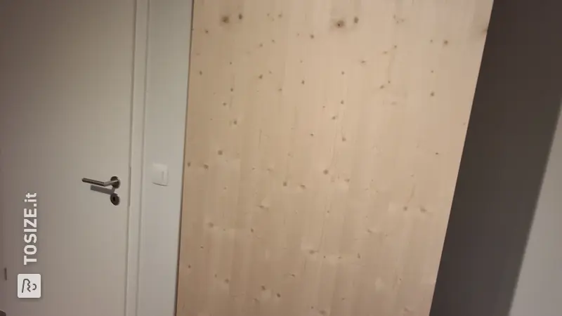 Stylish wooden sliding door for your wardrobe, by Valérie