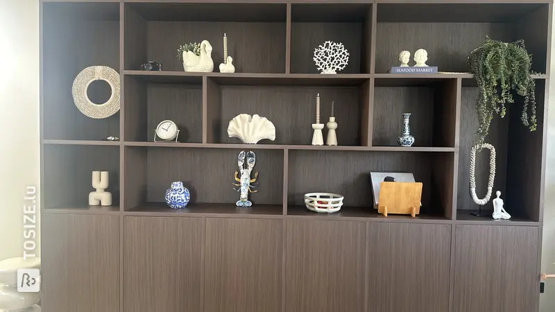 Meuble à compartiments élégant pour le salon, par Joep