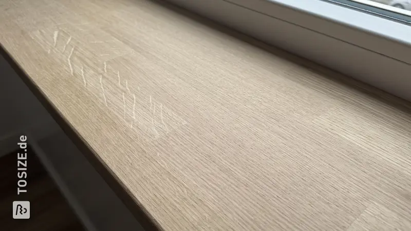Maßgefertigte Fensterbank im Dachzimmer, von Steven